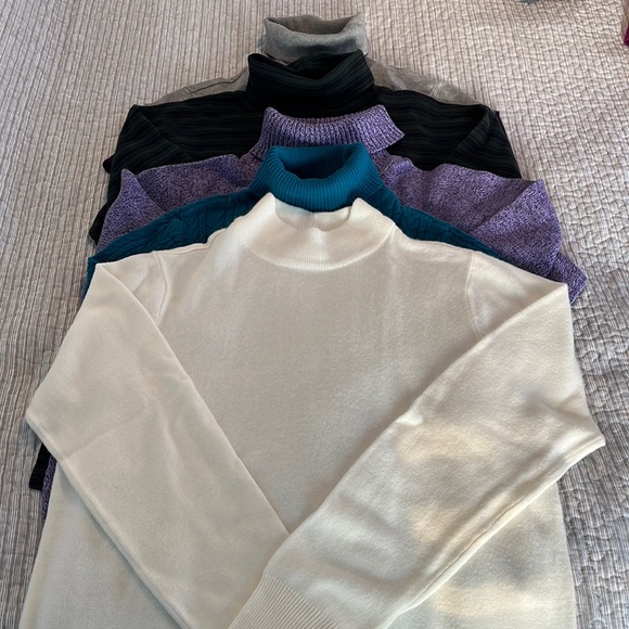 Turtleneck Bundle (5 items)! - Picture 1 of 11